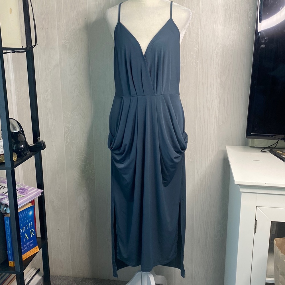 NWT•BCBGeneration•Della•Slate Blue•Surplice•Faux Wrap•Midi Dress•Size M